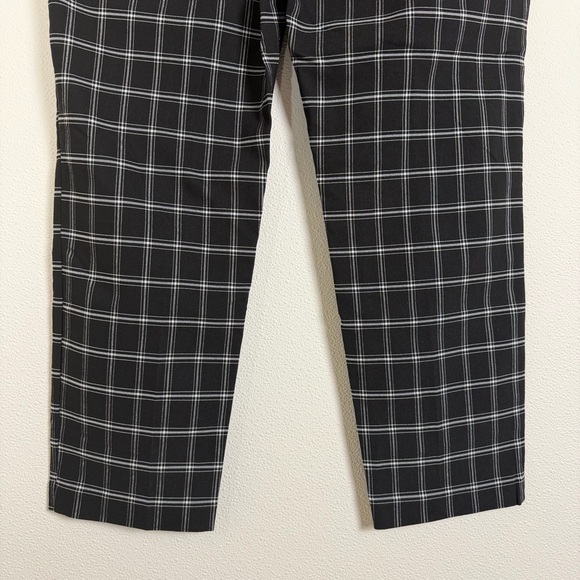 Maurices Plaid Crop Pants XL NWT Black White Mid Rise Stretch Work Trousers - Picture 16 of 16